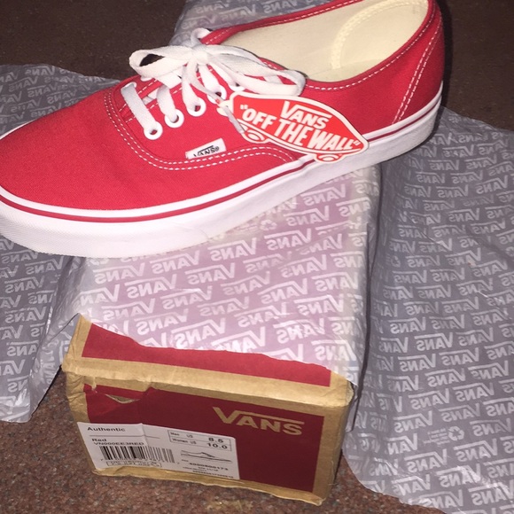 Authentic Red And White Tie On Vans - Picture 4 of 6